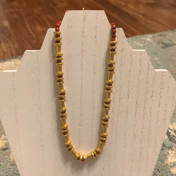 Jewelry - Vintage Arte Factos Choker